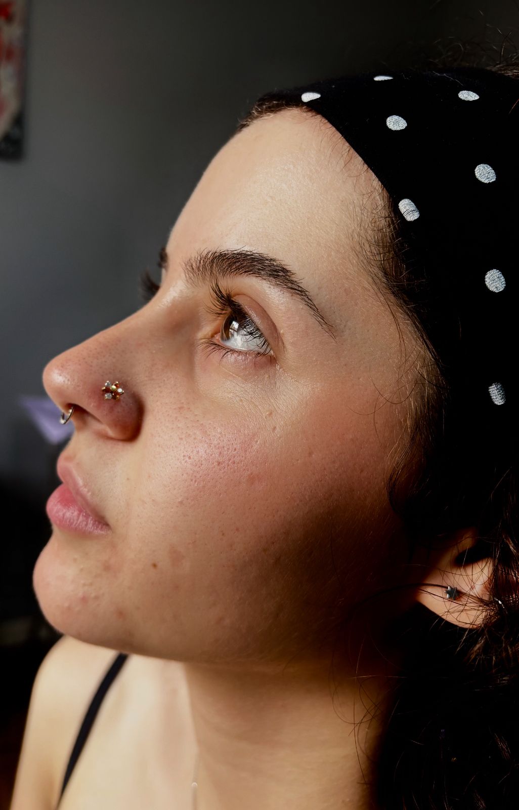 Ear curation em ouro com corrente e helix